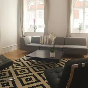Next To New Harbor / 3 Bedroom & 2 Bath Copenhagen
