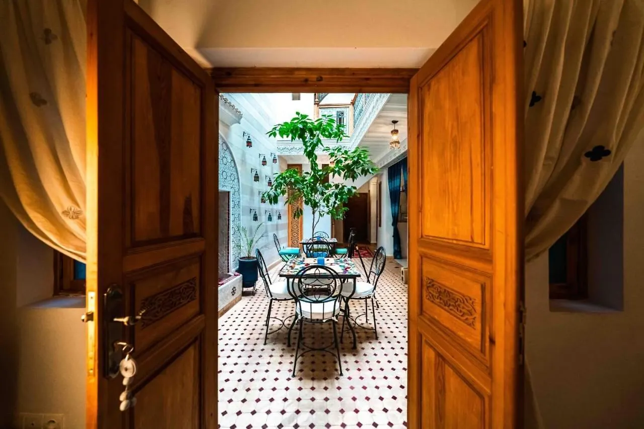 Riad Kiyanjana مراكش منزل للإقامة